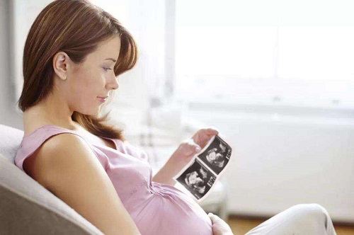 试管婴儿为什么需要做宫腔镜？