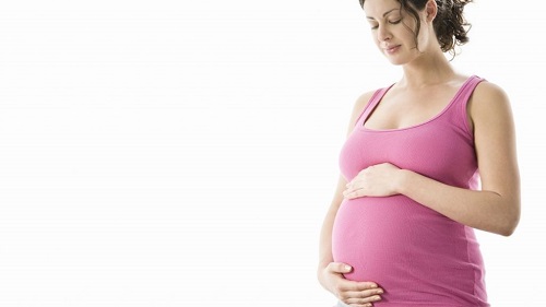 试管婴儿是如何移植到女性体内的？