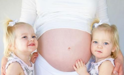 试管婴儿的双胞胎是如何实现？